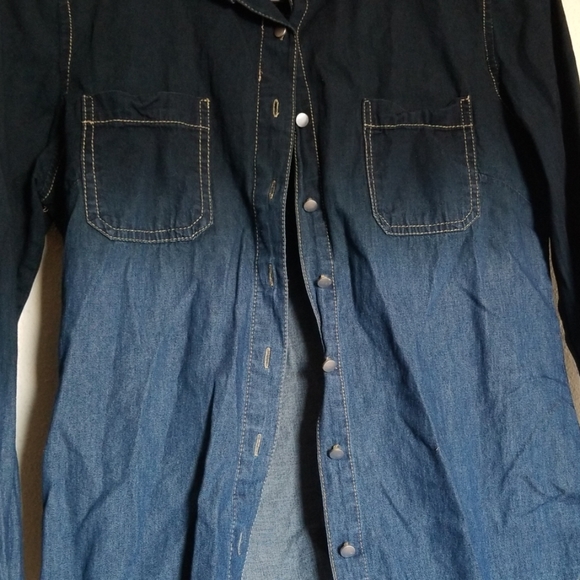 Ombre button up - Picture 4 of 4